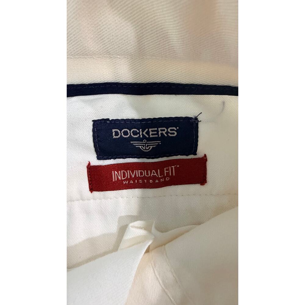Dockers Men Pants, Size 34 X 32, Khaki, 100% Cotton - Picture 4 of 5